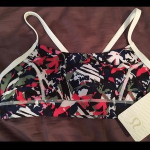 Lululemon sports bra
